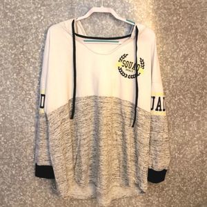 City Street Hoodie (Women's s.2X (18/20))